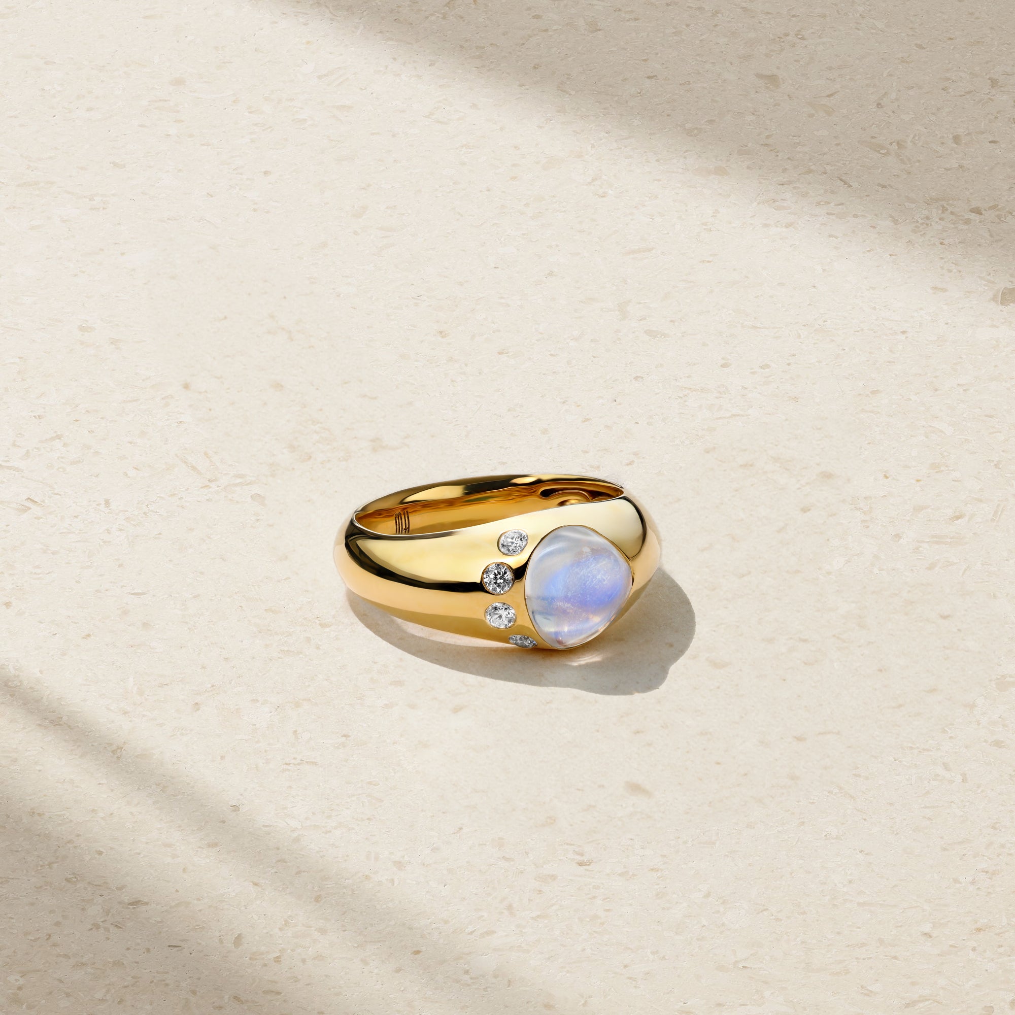 18kt Yellow Gold