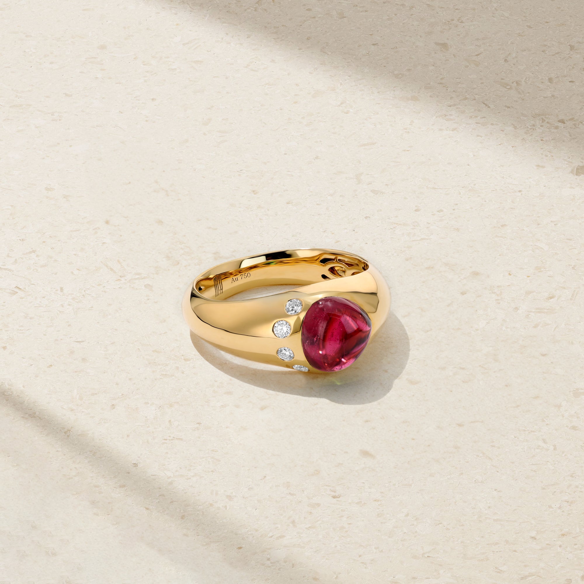 18kt Yellow Gold