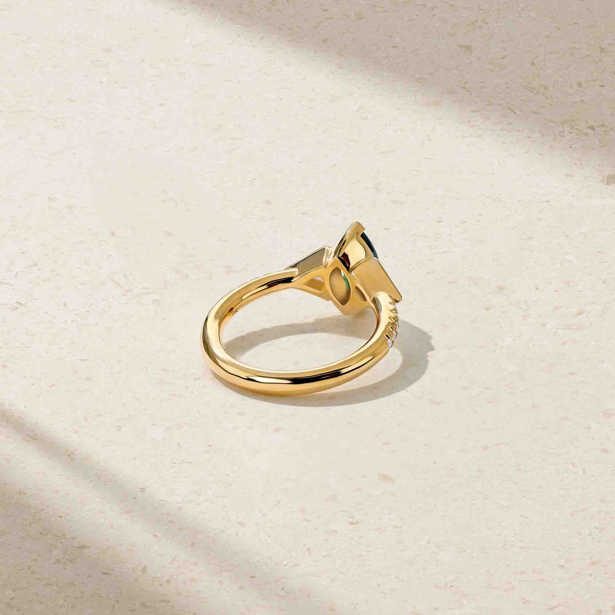 18kt Yellow Gold